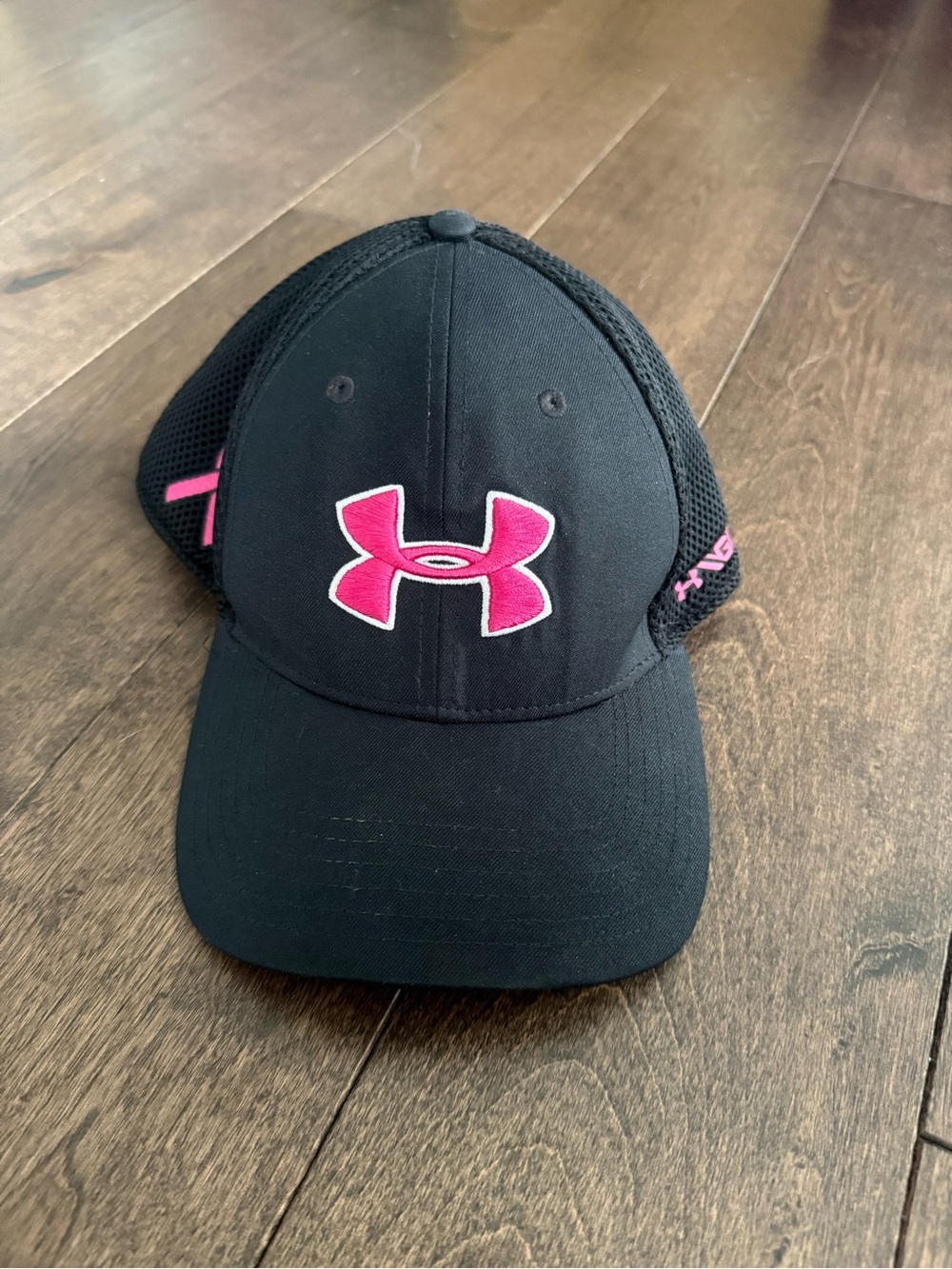 Under Armour Black & Pink Logo Cap